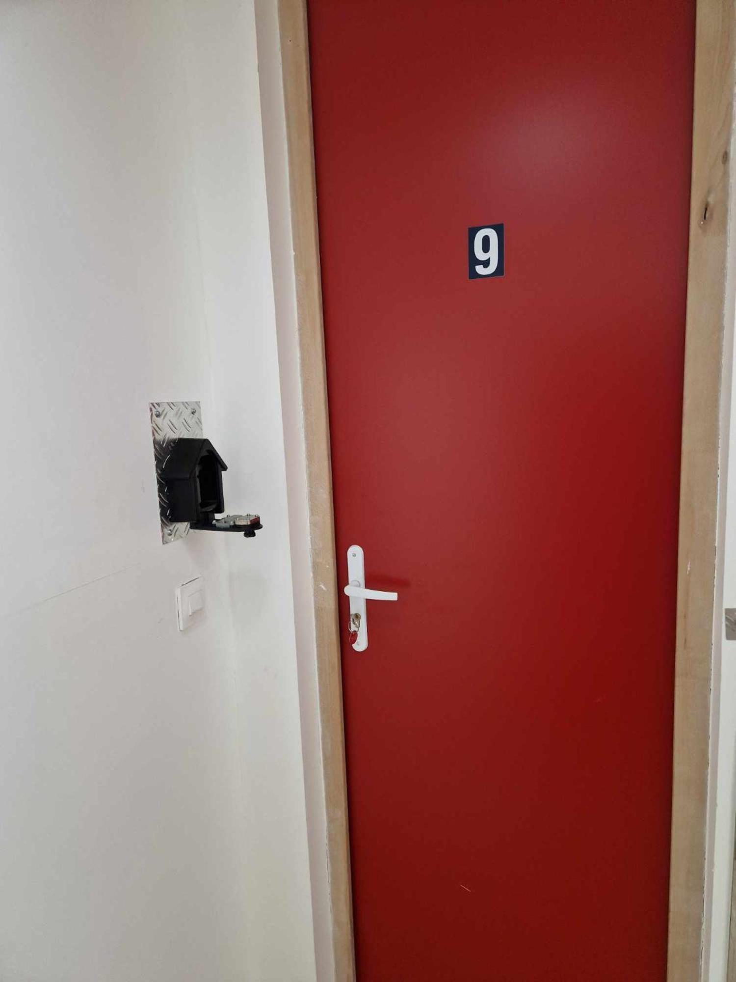 09 - Joli Studio Avec 2 Lits, Logement Tout Equipe Pour 1, 2 Ou 3 Personnes Maximum, Vue Sur Parc Arbore, Parking Privatif Gratuit, Grand Fourgon Possible, Tout Le Linge De Maison Est Fourni Razac-sur-lʼIsle Εξωτερικό φωτογραφία